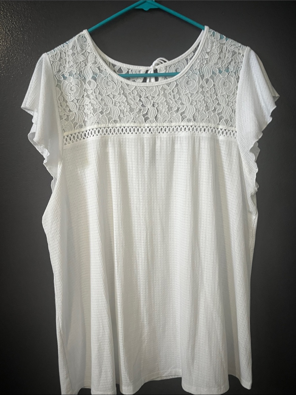 Torrid White Lace Yoke Flutter Sleeve Women's Top
